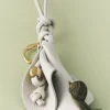 Charm Pili
